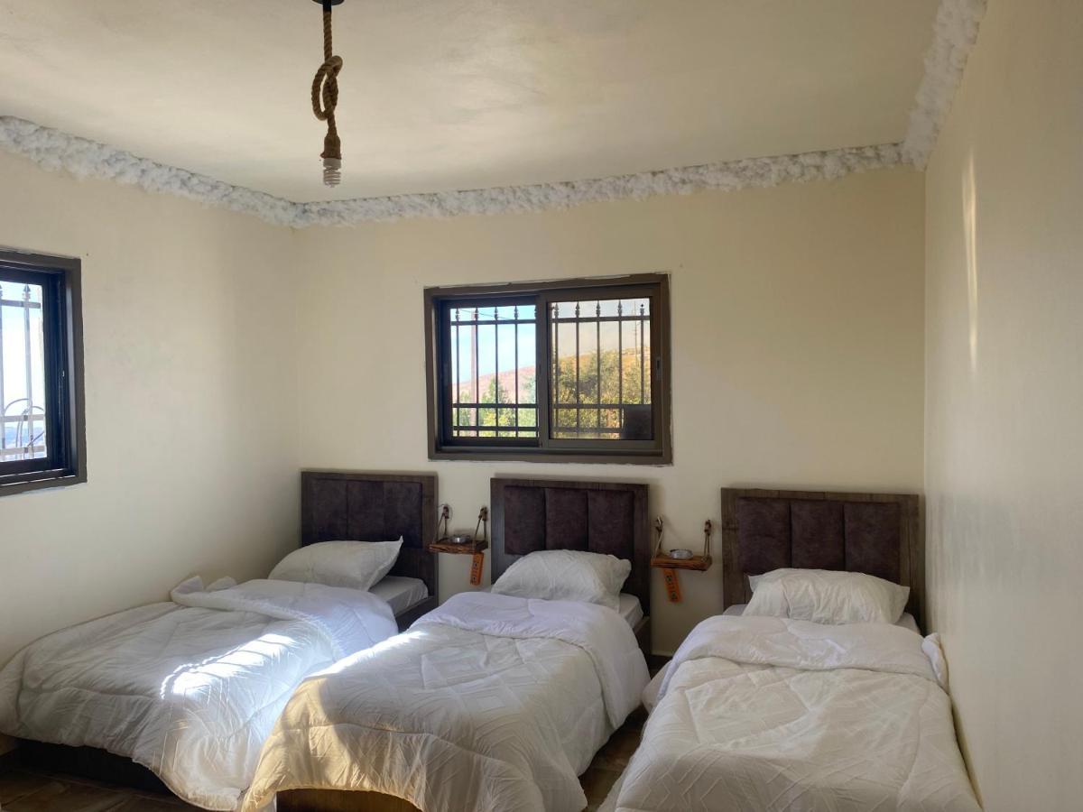 Nabati Hostel Wadi Musa Buitenkant foto